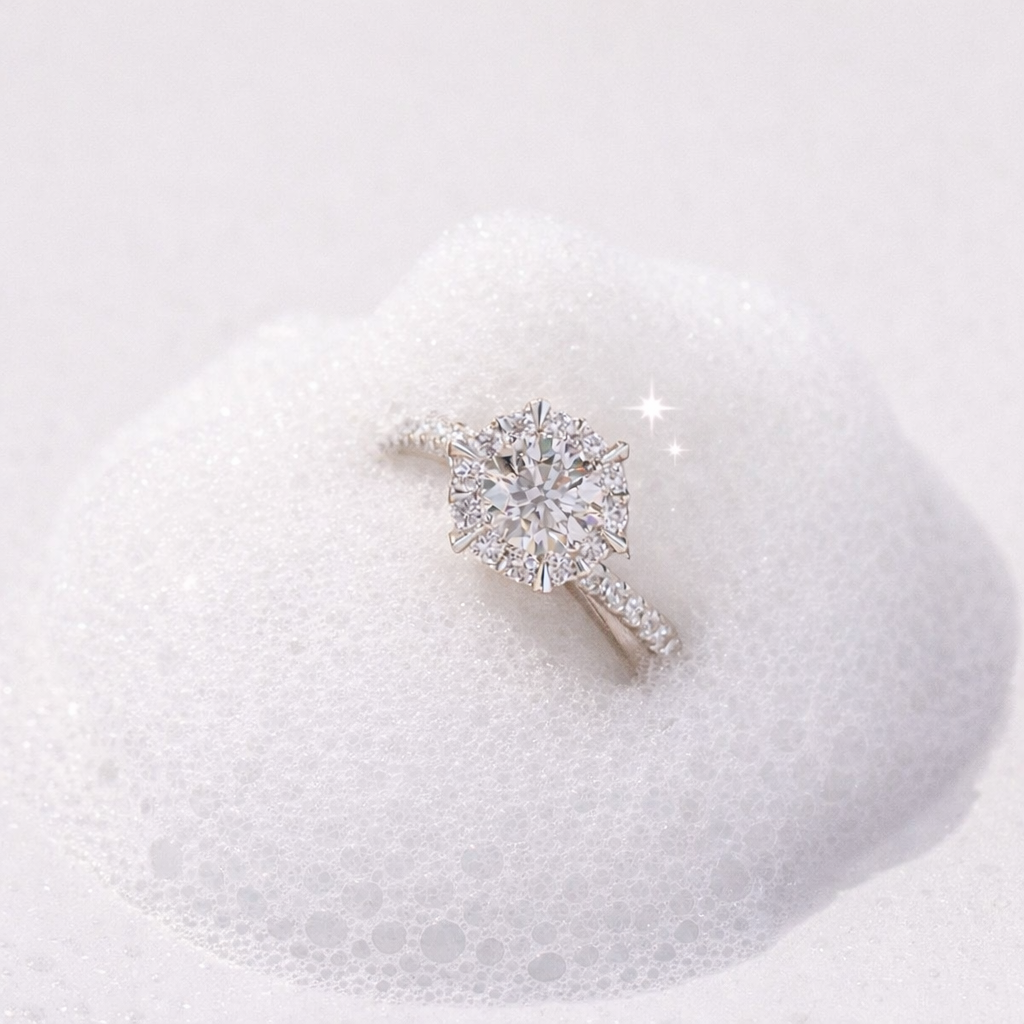 Diamond Simulant Ring